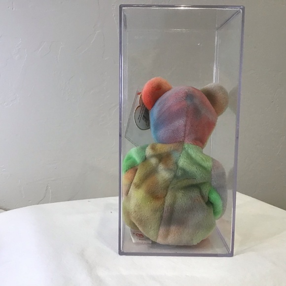 ๐ Peace Beanie Baby 1996 โ NWT โ Rare Tie-Dye โ Display Case Included! โ๏ธ - Picture 4 of 5